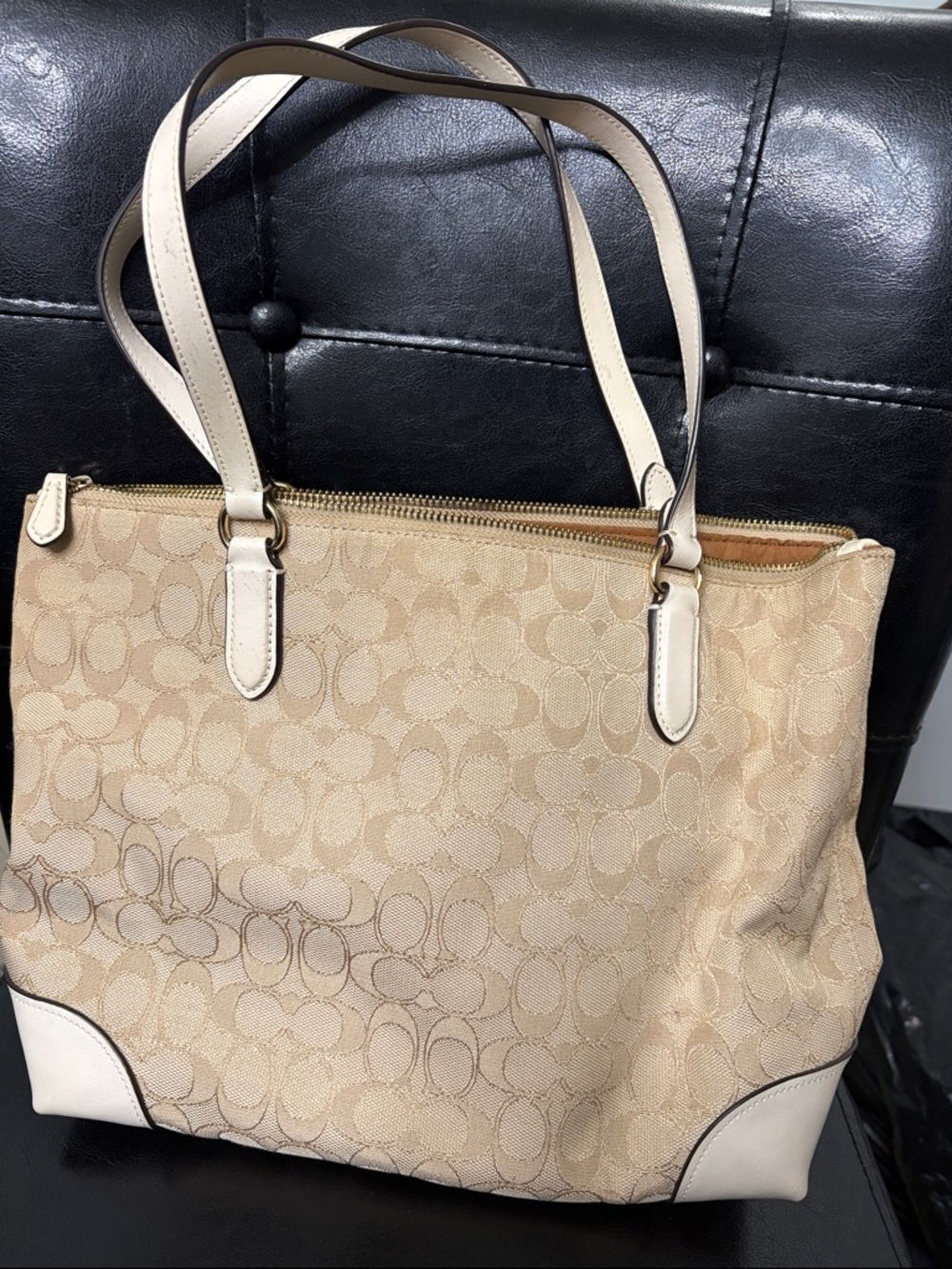 Coach Beige and Cream Signature Canvas Tote